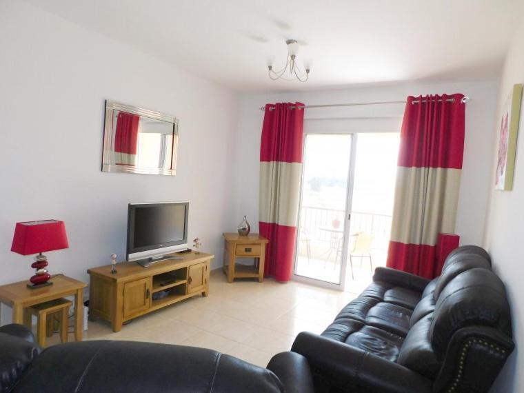 Excellent 2 Bed Apartment 만드리아 외부 사진
