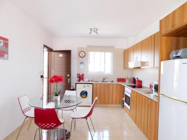 Excellent 2 Bed Apartment 만드리아 외부 사진